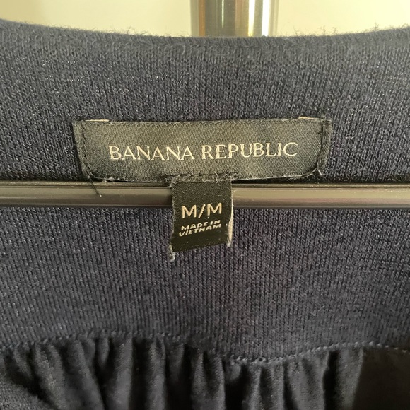Banana Republic Navy Sweater Size M - Picture 2 of 5